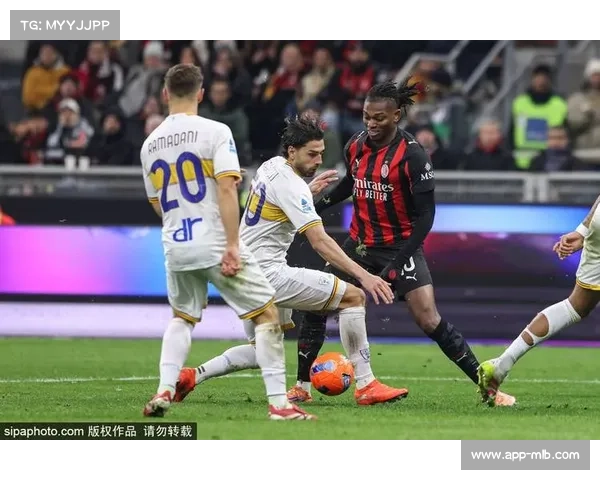 米兰vs莱切，菲尔克鲁格头球攻门处子球制胜